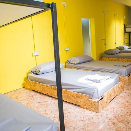 שקודר Our Way Guest House & Hostel מראה חיצוני תמונה