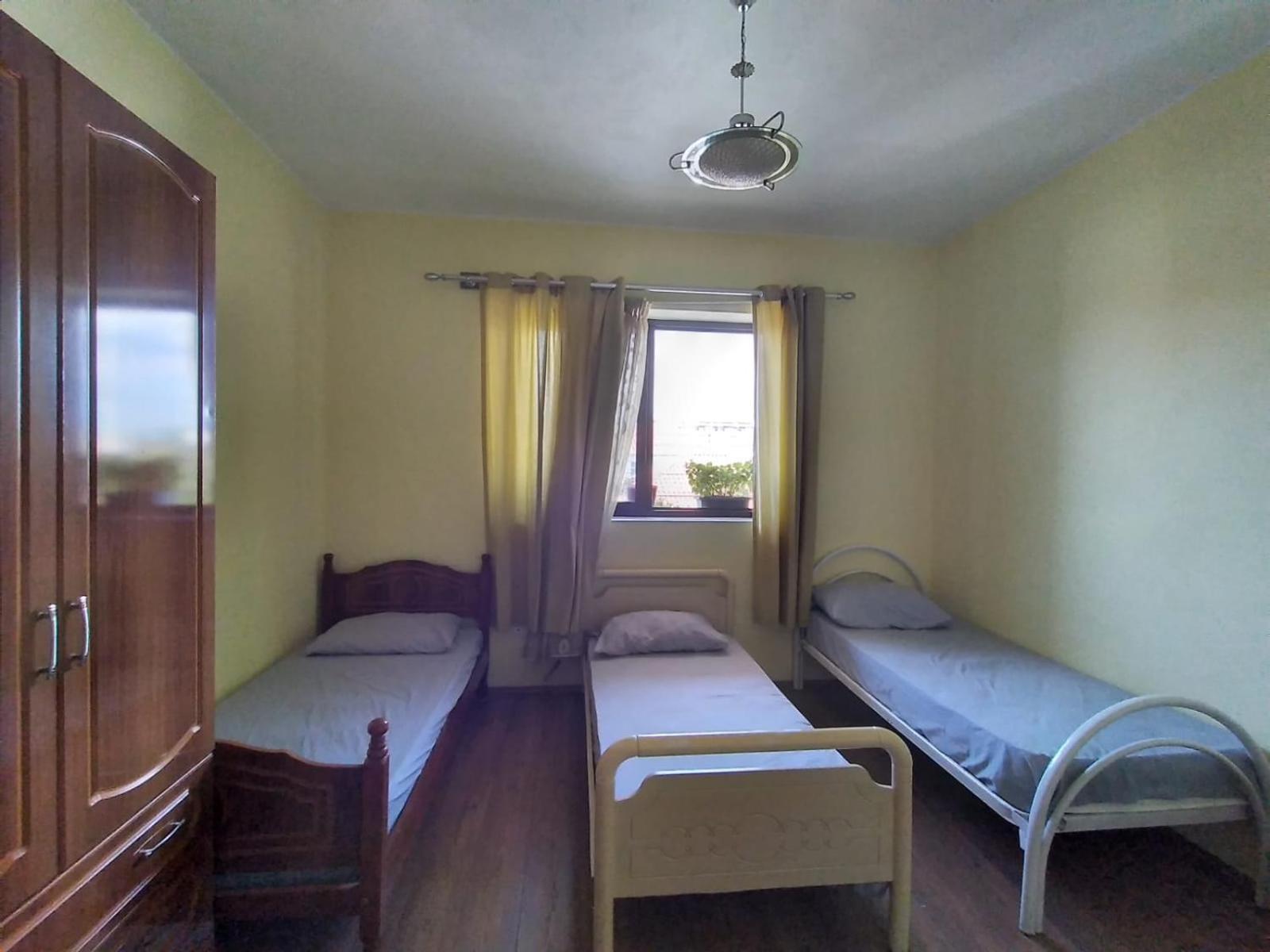 שקודר Our Way Guest House & Hostel חדר תמונה