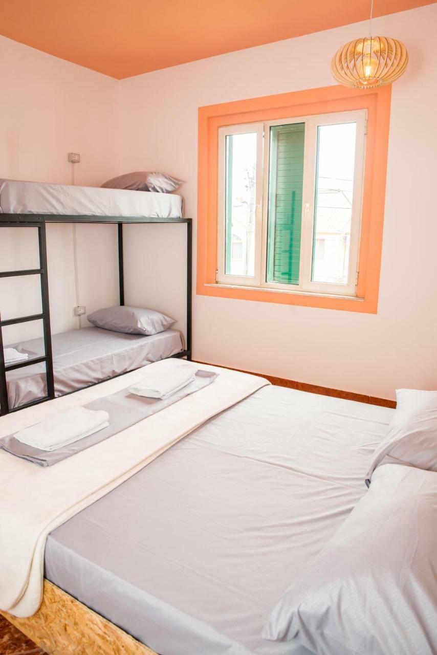 שקודר Our Way Guest House & Hostel מראה חיצוני תמונה